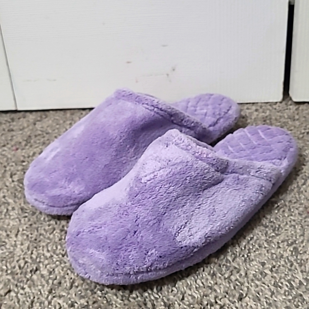 💜Lavender Purple Slippers, XL (9.5-10.5), Excellent Like New Condition